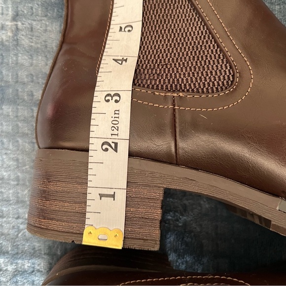 Eastland size 11 brown pull on bootie - Picture 6 of 9
